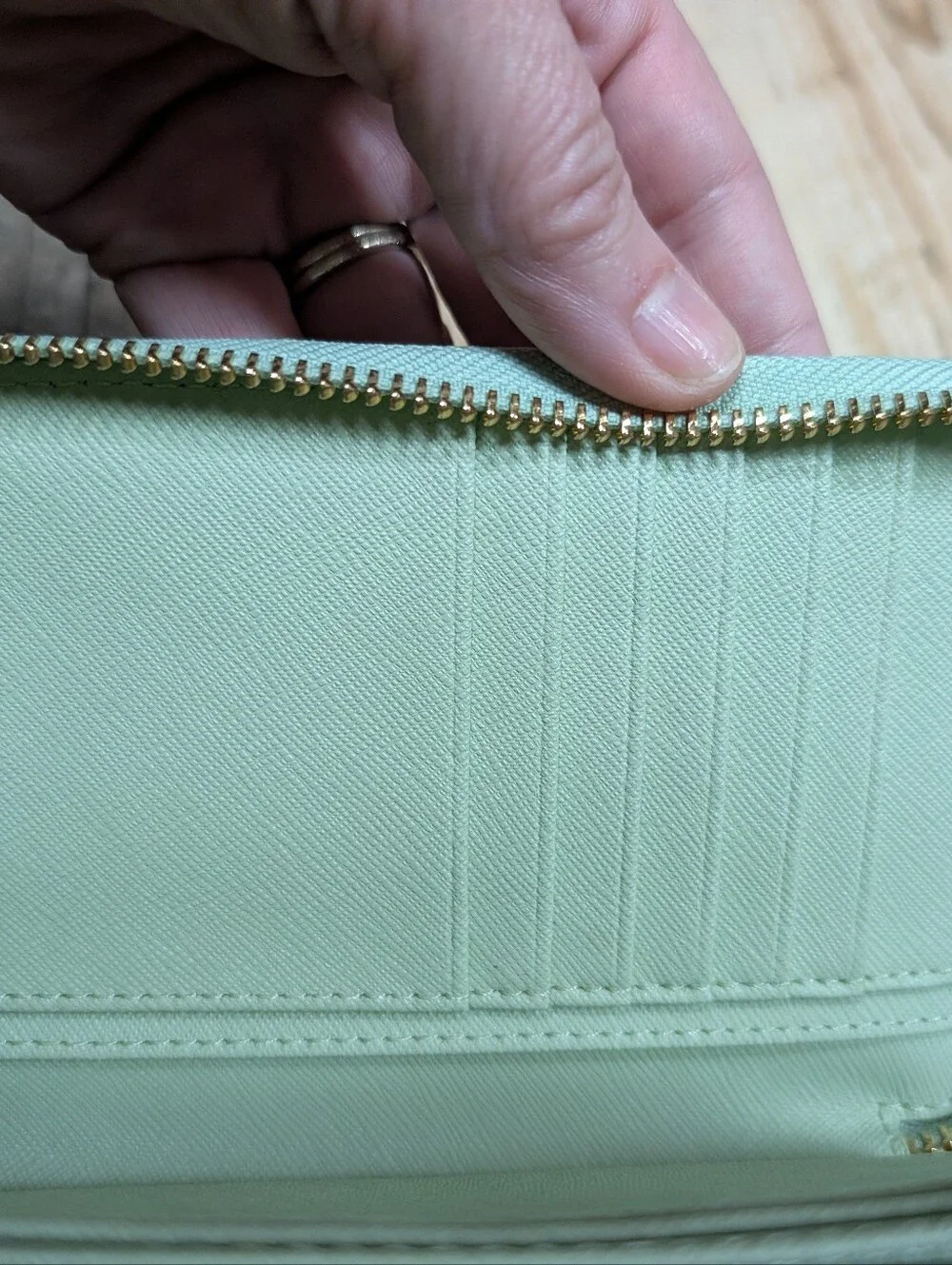 Tory Burch Robinson Wristlet